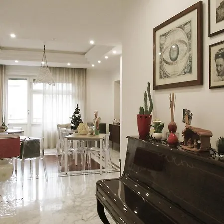 住宿加早餐酒店 La Casa Di Bibi 莱切